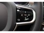 Volvo V90 T6 Recharge AWD Plus Bright - Panoramisch schuif-/kanteldak - Intellisafe Assist/Surround - Harman Kardon Audio - Parkeersensoren v/a - Parkeercamera achter - Nappalederen bekleding - Elektrisch bedienbare voorstoelen incl. geheugenfunctie - Stoelverwarming / -ventilatie - Verwarmbaar stuurwiel