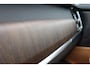 Volvo V90 T6 Recharge AWD Plus Bright - Panoramisch schuif-/kanteldak - Intellisafe Assist/Surround - Harman Kardon Audio - Parkeersensoren v/a - Parkeercamera achter - Nappalederen bekleding - Elektrisch bedienbare voorstoelen incl. geheugenfunctie - Stoelverwarming / -ventilatie - Verwarmbaar stuurwiel