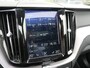 Volvo XC60 T4 R-Design | Trekhaak | CarPlay | Panoramadak | EINDEJAARSACTIE van toepassing!!!