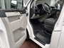 Volkswagen Transporter 2.0 TDI L2H1 DC 102pk Pick-up Trekhaak Airco Camera Cruise controle Navigatie Dubbele cabine Euro 6 Dealer onderhouden 1e Eigenaar Open laadbak Pick-up p-up Bakwagen