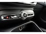 Volvo XC40 Single Motor Extended Range 82 kWh Plus | Adaptieve Cruise Control met Pilot Assist | BLIS dodehoekdetectie | Stoel- & stuurwielverwarming | Google Maps & Infotainment | Elektrisch bedienbare achterklep | Keyless Entry & Go | Apple Carplay / Android Auto