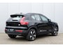Volvo XC40 Single Motor Extended Range 82 kWh Plus | Adaptieve Cruise Control met Pilot Assist | BLIS dodehoekdetectie | Stoel- & stuurwielverwarming | Google Maps & Infotainment | Elektrisch bedienbare achterklep | Keyless Entry & Go | Apple Carplay / Android Auto
