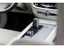 Volvo V60 Cross Country B5 AWD Plus | Polestar Optimisation | Adaptive Cruise Control | Verwarmde Voorstoelen + Stuurwiel + Achterbank | 20" Lichtmetalen velgen | Premium Audio by Harman Kardon | Apple Carplay / Android Auto