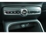 Volvo EC40 Single Motor Extended Range Ultimate | Verwarmbare voorstoelen + Stuurwiel | Warmtepomp | Adaptieve Cruise Control | 360-Camera | Premium Audio by Harman Kardon | Glazen Panoramisch Dak | Getint Glas Achter | Power Seats incl. Memory | Blind Spot Information System | Google Services | Semi-elektrische trekhaak | 20'' Lichtmetalen wielen