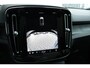 Volvo EC40 Single Motor Extended Range Ultimate | Verwarmbare voorstoelen + Stuurwiel | Warmtepomp | Adaptieve Cruise Control | 360-Camera | Premium Audio by Harman Kardon | Glazen Panoramisch Dak | Getint Glas Achter | Power Seats incl. Memory | Blind Spot Information System | Google Services | Semi-elektrische trekhaak | 20'' Lichtmetalen wielen