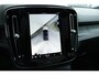 Volvo EC40 Single Motor Extended Range Ultimate | Verwarmbare voorstoelen + Stuurwiel | Warmtepomp | Adaptieve Cruise Control | 360-Camera | Premium Audio by Harman Kardon | Glazen Panoramisch Dak | Getint Glas Achter | Power Seats incl. Memory | Blind Spot Information System | Google Services | Semi-elektrische trekhaak | 20'' Lichtmetalen wielen