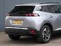 Peugeot e-2008 EV Allure Pack 50kWh 136pk Automaat PDC ACHTER + CAM. | 17'' LM | KEYLESS ENTRY | DAB | NAVI | APPLE-CARPLAY