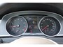 Volkswagen Passat Variant 1.4 TSI Comfortline Business 125PK / 92kW DSG, Dealer onderhouden, 18" LMV, privacy glas, LED koplampen, navigatie, parkeersensoren voor en achter (pdc), winterpakket met stoelverwarming, adaptieve cruise control (acc), licht en zicht, lederen multifunctioneel stuurwiel, ErgoComfort bestuurdersstoel met massagefunctie, 3-zone climatronic, draadloos telefoon lader, elektrisch verstel- en verwarmbare buitenspiegels