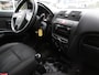 Kia Picanto 1.0i 5-deurs Stuurbekr. Airco Hoge instap Zuinige 4-Cilinder
