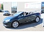 Opel Cascada 1.6 Turbo Cabrio Automaat/Airco/Navigatie/Cruise control/Half lederen bekleding/Climate control/Parkeersensoren voor en achter/Centrale deurvergrendeling/Buitenspiegels elektrisch verstelbaar/Lichtmetalen velgen