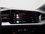 Audi Q4 e-tron 40 Advanced edition 77 kWh | Parkeerhulp achter | 19 inch velgen | Audi soundsystem | Advanced exterieur | Kieselgrijs | Audi Connect | CarPlay | Android Auto | Advanced edition | Lichtpakket ambient lighting | Matrix-ledkoplampen | Interieur met sportstoelen