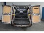 Ford Transit Custom 300 2.0 TDCI L1H1 Limited met o.a. Drivers Assistance Pack, stoel verwarming, stuur verwarming, imperiaal, Safety pack, trekhaak en Apple Carplay/Android Auto