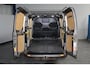 Ford Transit Custom 300 2.0 TDCI L1H1 Limited met o.a. Drivers Assistance Pack, stoel verwarming, stuur verwarming, imperiaal, Safety pack, trekhaak en Apple Carplay/Android Auto
