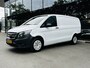 Mercedes-Benz Vito 110 CDI L2 Lang RWD // € 398,- p/mnd // Airco // Achterklep // 12 mnd Garantie // 2000kg // Bank // Radio // CV // Betimmering // Wieldoppen