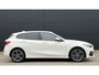 BMW 1-Serie 118i High Exec | Navi | Cruise | Stoelverwarming