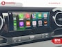 Mercedes-Benz Sprinter 519 CDI Tijhof AluLiner V/A €32 Per Dag!! Luchtvering NIEUW! MJ.2025 Leer Autotransporter/ Oprijwagen | Lier | 3-Zitplaatsen | AppleCarPlay | DAB | Adaptive Cruise Control | Navigatie | Trekhaak
