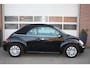Volkswagen Beetle New Cabriolet 2.0 Highline.geen import.van 1e eigenaar.airco.leer.cruise control.