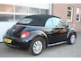 Volkswagen Beetle New Cabriolet 2.0 Highline.geen import.van 1e eigenaar.airco.leer.cruise control.