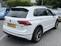 Volkswagen Tiguan 2.0 TSi DSG 4Motion Highline Business R-Line | EL. TREKHAAK | STANDKACHEL | PANORAMADAK |