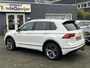 Volkswagen Tiguan 2.0 TSi DSG 4Motion Highline Business R-Line | EL. TREKHAAK | STANDKACHEL | PANORAMADAK |