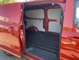 Ford Transit Custom 320 2.0 TDCI L2H1 Limited Nieuw | SCI | 136pk | 17 inch lichtmetalen velgen | Adaptive cruise control | Dodehoeksensoren | Verwarmbaar stuurwiel | Draadloos opladen | Stoel-bank