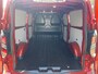 Ford Transit Custom 320 2.0 TDCI L2H1 Limited Nieuw | SCI | 136pk | 17 inch lichtmetalen velgen | Adaptive cruise control | Dodehoeksensoren | Verwarmbaar stuurwiel | Draadloos opladen | Stoel-bank