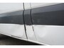 Volkswagen Crafter 35 2.0 TDI L2H1 | Navigatie | Cruise Control | Airco | Trekhaak | Origineel NL |