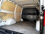 Mercedes-Benz Vito 110 CDI L2 Lang // Trekhaak // € 384,- p/mnd // Airco // 12 mnd Garantie // Bank // Radio // CV // Betimmering // Wieldoppen