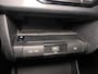 Kia Niro ExecutiveLine 64 kWh FABRIEKSGARANTIE T/M 09-2027 of 150.000km, Apple Carplay/Android Auto, Achteruitrij camera, Dodehoek detectie, Keyless, Stoel/Stuurverwarming, Parkeersensoren, Navigatie.