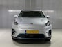 Kia Niro ExecutiveLine 64 kWh FABRIEKSGARANTIE T/M 09-2027 of 150.000km, Apple Carplay/Android Auto, Achteruitrij camera, Dodehoek detectie, Keyless, Stoel/Stuurverwarming, Parkeersensoren, Navigatie.