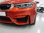 BMW M4 4-serie Cabrio Sakhir Orange BTW auto 20 inch AC Schnitzer Head-Up Navigatie Harman-Kardon Leer Nekverwarming Nieuwstaat! BMW dealer onderhouden