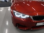 BMW M4 4-serie Cabrio Sakhir Orange, BTW auto, 20 inch AC Schnitzer velgen Head-Up Navigatie Harman-Kardon Leer Nekverwarming Nieuwstaat! BMW dealer onderhouden
