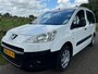 Peugeot Partner Tepee 1.6 2009 Rolstoel auto BENZINE AIRCO DEALER ONDERHOUDEN