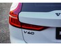 Volvo V60 B3 Essential Edition | 19 inch | Stoelverwarming | Stuurwielverwarming | Donkerglas | Parkeercamera |