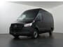 Mercedes-Benz Sprinter 315 CDI | L2 H2 | RWD | Aut. | PRO | BPM VRIJ! |A | ACHTERUITRIJCAMERA | 3500 KG AHW | DODEHOEKASSISTENT | AIRCO | CRUISE | CARPLAY | ANDROID AUTO | METALLIC | 3-ZITS | MBUX SYSTEEM GROOT