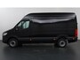 Mercedes-Benz Sprinter 315 CDI | L2 H2 | RWD | Aut. | PRO | BPM VRIJ! |A | ACHTERUITRIJCAMERA | 3500 KG AHW | DODEHOEKASSISTENT | AIRCO | CRUISE | CARPLAY | ANDROID AUTO | METALLIC | 3-ZITS | MBUX SYSTEEM GROOT