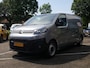 Citroën E-Jumpy GB XL Elektromotor 75kWh 3-zits Club Navigatie | Cruise control | Airco | Navigatie | Sensoren en camerahulp | ACTIERADIUS 350KM | Multiplex laadvloer