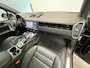 Porsche Cayenne 3.0 E-Hybrid Pano dak, luchtvering, head up,