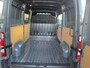Renault Master T35 2.3 dCi 150 L2H2 Energy Comfort NAVIGATIE / PARKEERSENSOREN+CAMERA / AIRCO / ALL SEASONS BANDEN / MECHANISCH GEVEERDE BESTUURDERS STOEL.