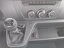 Renault Master T35 2.3 dCi 150 L2H2 Comfort l NAVI l CAMERA l CRUISE l PDC l AIRCO l ALL SEASON l GEVEERDE BESTUURDERS STOEL. |