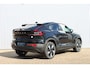 Volvo EC40 Single Motor Extended Range Plus 82 kWh | Adaptieve Cruise Control | Elektrische Trekhaak | Glazen Panoramadak | Extra Getint Glas | Keyless Entry | Google services | Apple Carplay / Android Auto