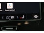 Volvo EC40 Single Motor Extended Range Plus 82 kWh | Adaptieve Cruise Control | Elektrische Trekhaak | Glazen Panoramadak | Extra Getint Glas | Keyless Entry | Google services | Apple Carplay / Android Auto