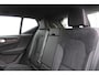 Volvo EC40 Single Motor Extended Range Plus 82 kWh | Adaptieve Cruise Control | Elektrische Trekhaak | Glazen Panoramadak | Extra Getint Glas | Keyless Entry | Google services | Apple Carplay / Android Auto