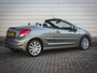 Peugeot 207 CC 1.6 VTi Griffe | Clima | Cruise | Pdc | Leer | 17 Inch | Allseason | Stoelverwarming |