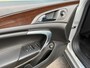 Opel Insignia Sports Tourer 2.0 T Cosmo 220PK Trekhaak nieuwe Distributie!