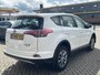 Toyota RAV4 2.5 Hybrid Dynamic lichtmetalen velgen 17" , Sunroof , Parkeersensoren voor - achter , Stoelverwarming , Full map navigatie