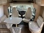 HYMER Tramp 698 Semi-integraal met Hef én Queensbed 2X Airco, Solar zéér weinig km's!