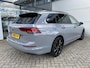 Volkswagen Golf Variant 1.0 eTSI Life Business 110 PK | Automaat | Stoelverwarming | Parkeersensoren | Navigatie | Achteruitrijcamera | Adaptive Cruise Control | Climatronic | Digital Cockpit | LED | 18" Lichtmetaal |