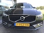 Volvo XC60 2.0 T8 Twin Engine AWD Automaat | Rijklaar incl garantie | Panoramadak Volvo on Call Trekhaak Leer