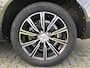 Volvo XC60 2.0 T8 Twin Engine AWD Automaat | Rijklaar incl garantie | Panoramadak Volvo on Call Trekhaak Leer